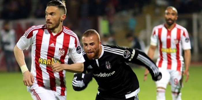 1.5 Ay Sonra Gökhan Töre